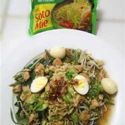 Mie Kangkung spesial
